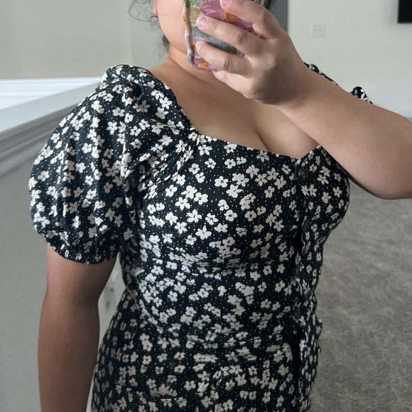 H&M floral romper - Picture 6 of 8